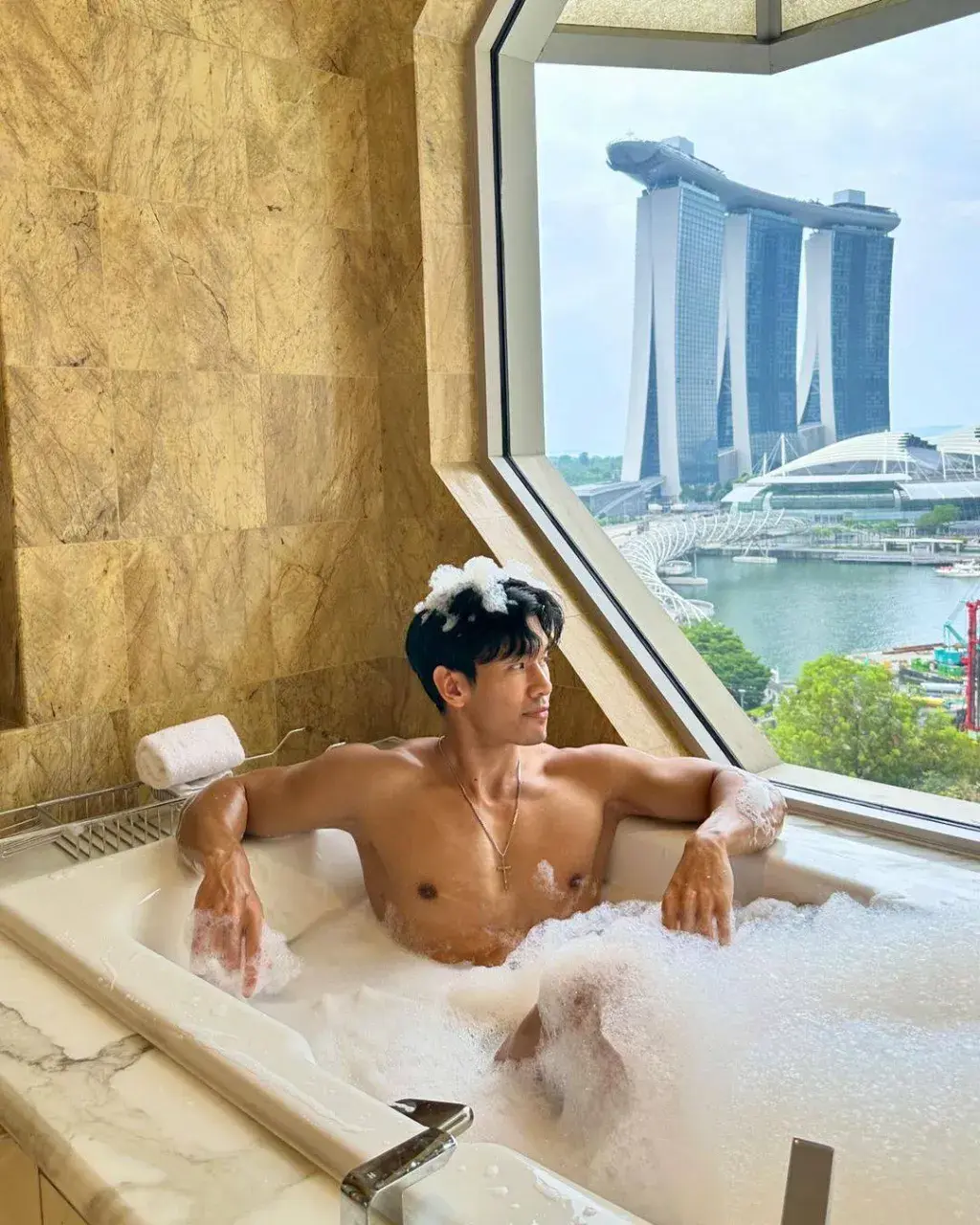 ท่อน้ำแตกแน่