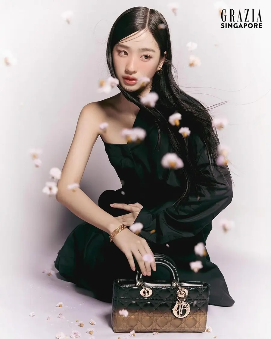 ตู ต้นตะวัน @ Grazia Singapore March 2024