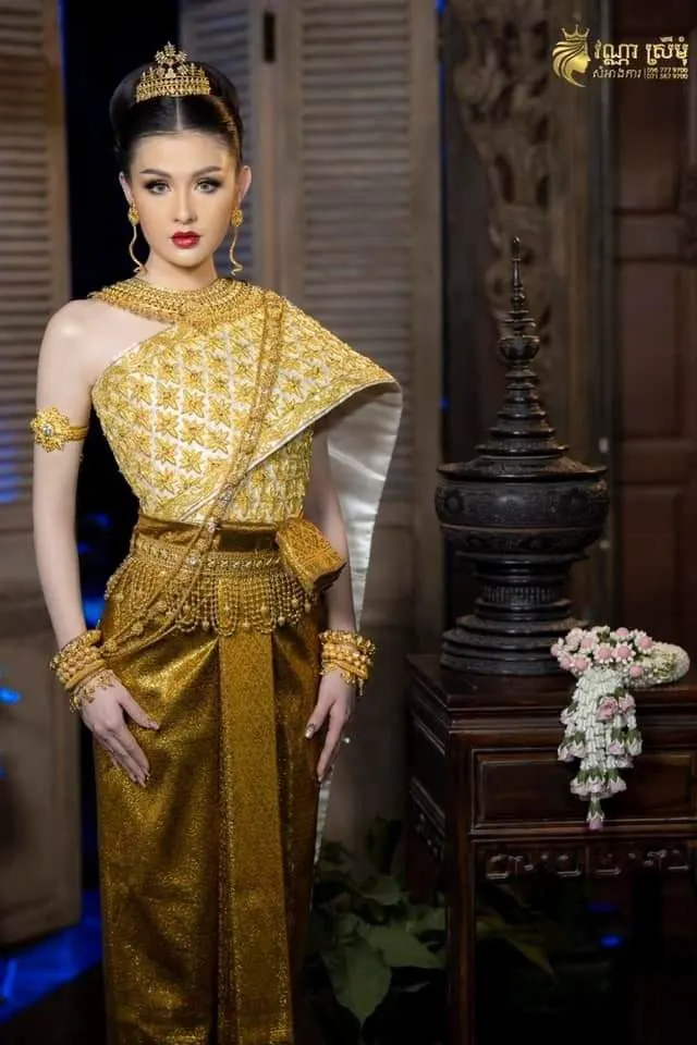 Thai Dress, Thai Culture, Soft Power of Thailand (Fashion model by Khmer ) Khmer wedding. Cambodia wedding.