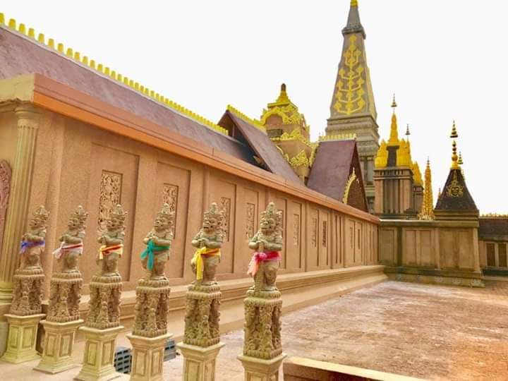 ปราสาทพระธาตุพนมอินทร์แปลง