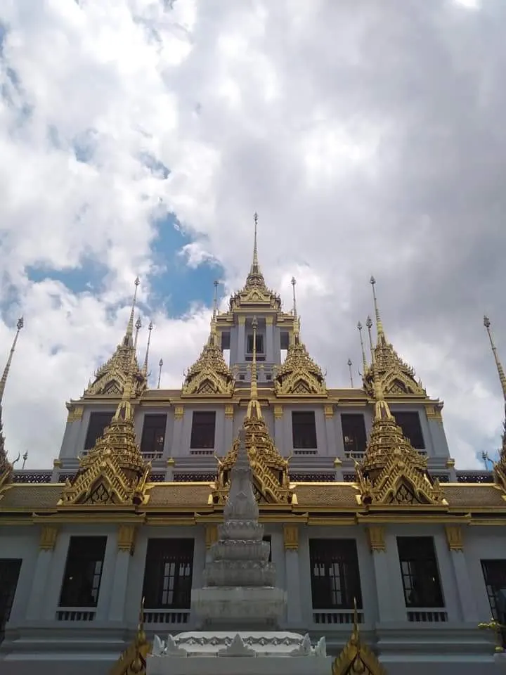 โลหะปราสาท