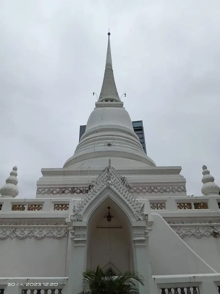 วัดปทุมวนาราม ราชวรวิหาร
