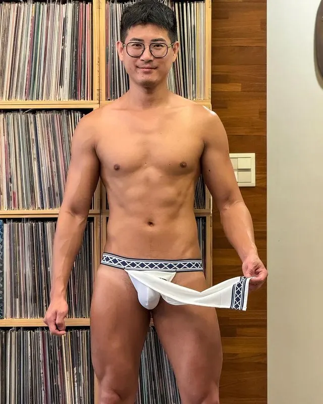 Sexy 42