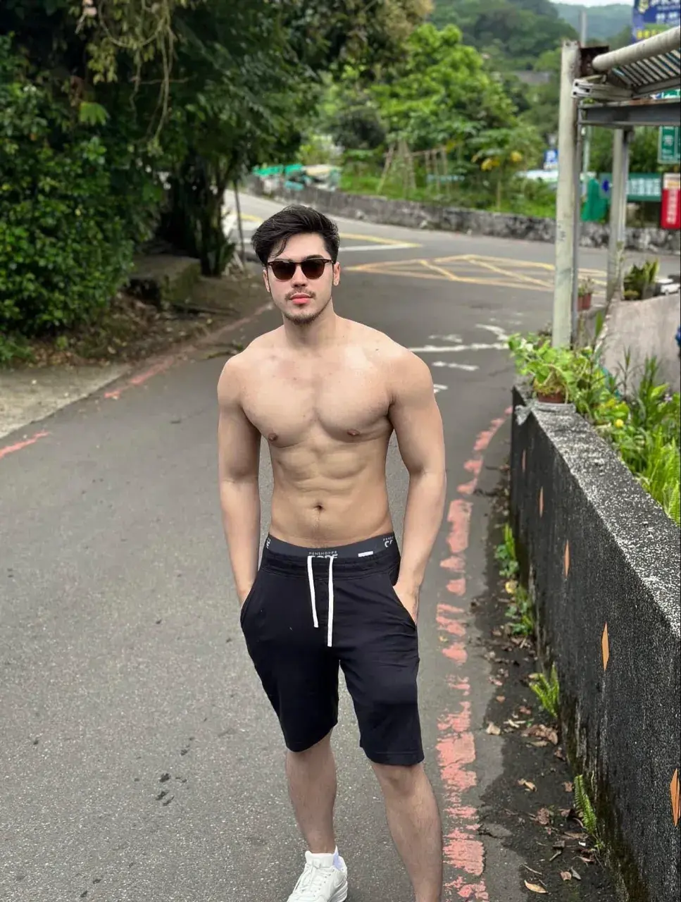 Model from the Philippines006