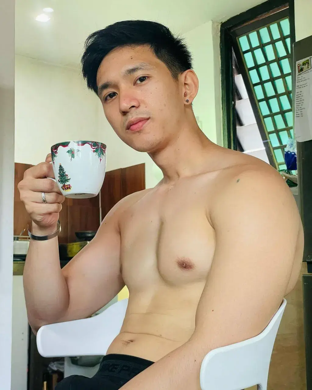 ความเข้มที่ต้องหันมอง