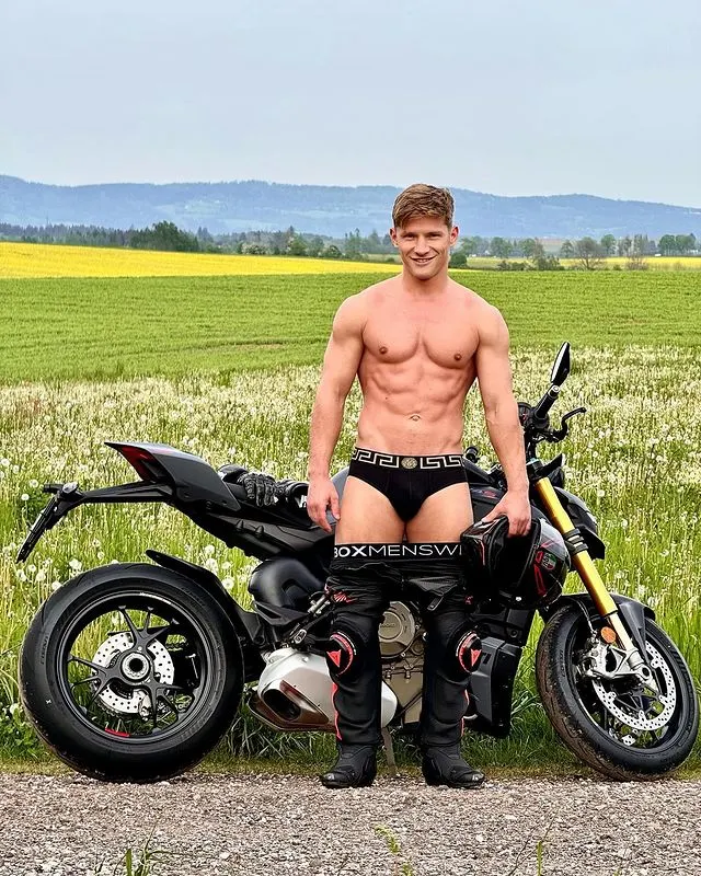 🔞 Telegram Group 👬 MALE ONLY : https://t.me/+Hhmx7MPja8w1Yjll