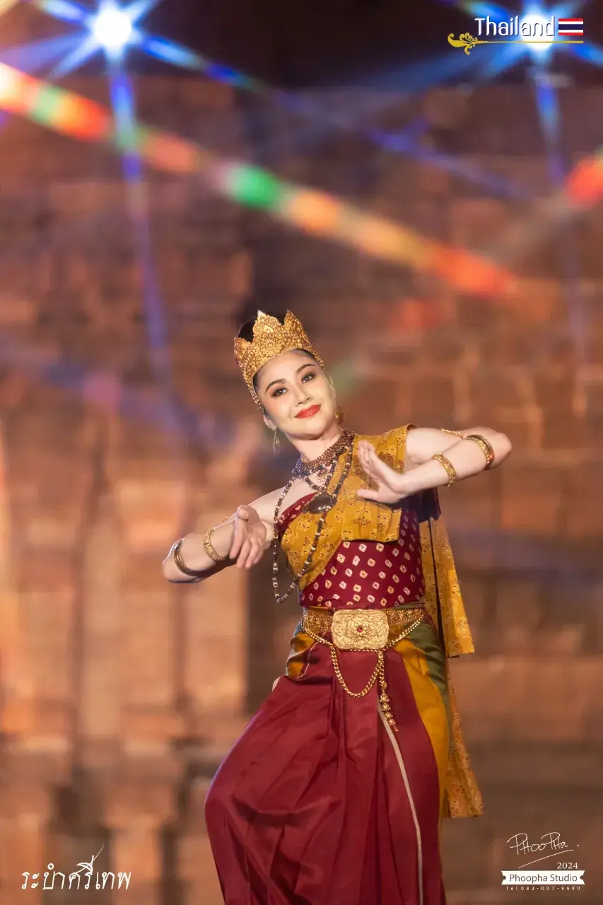 THAILAND ðđð | Rabam SiThep: Dvaravati Dance