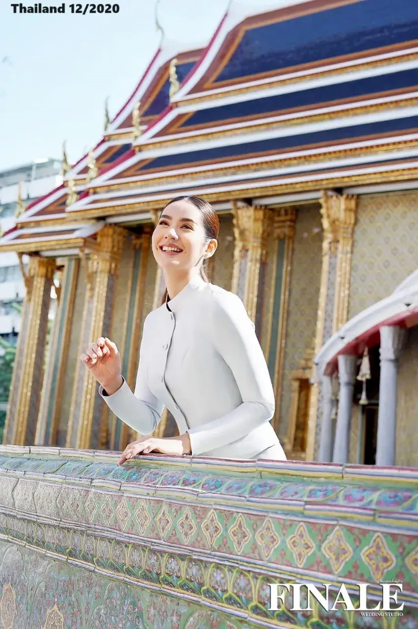 Thai Chitlada Costume - ชุดไทยจิตรลดา 🇹🇭