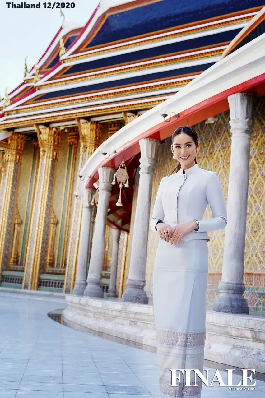 Thai Chitlada Costume - ชุดไทยจิตรลดา 🇹🇭