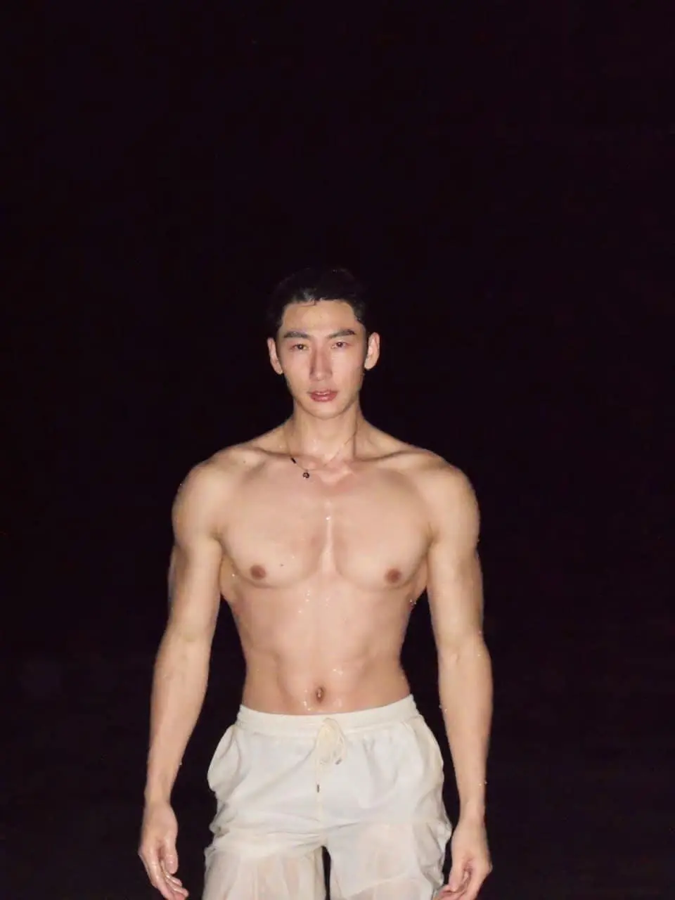 หล่อจั๊วะแสบตา>< 1