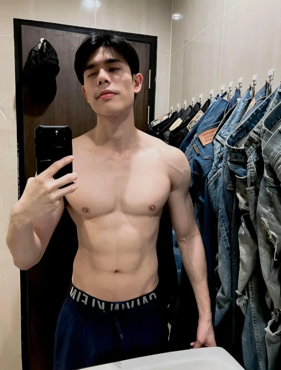 หล่อจั๊วะแสบตา>< 2