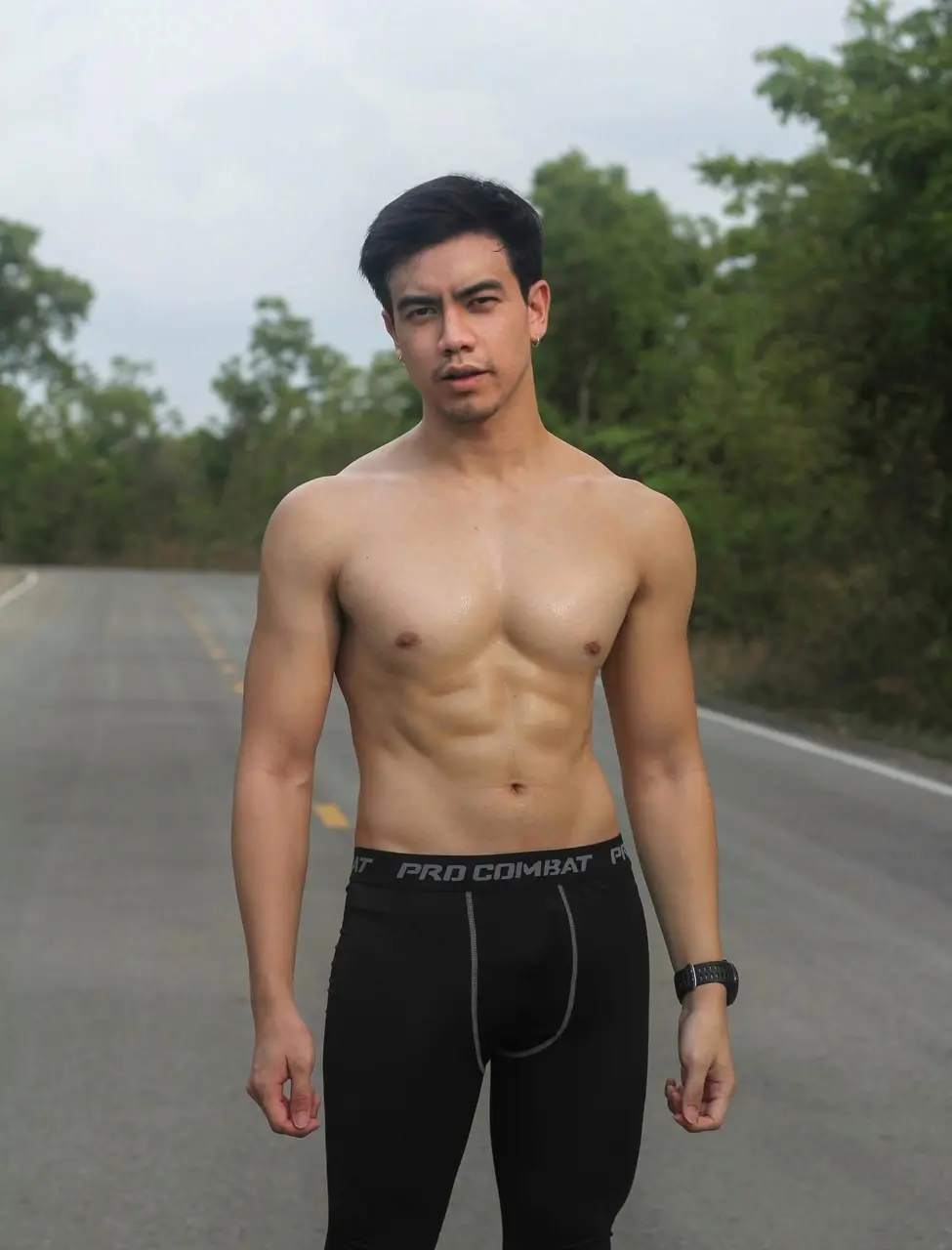 หล่อจั๊วะแสบตา>< 3