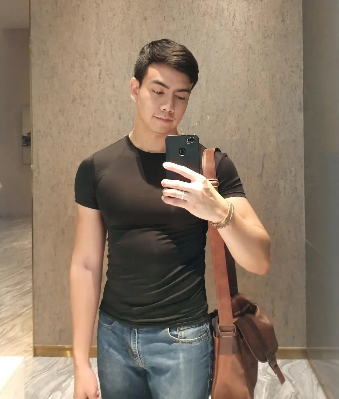 หล่อจั๊วะแสบตา>< 3