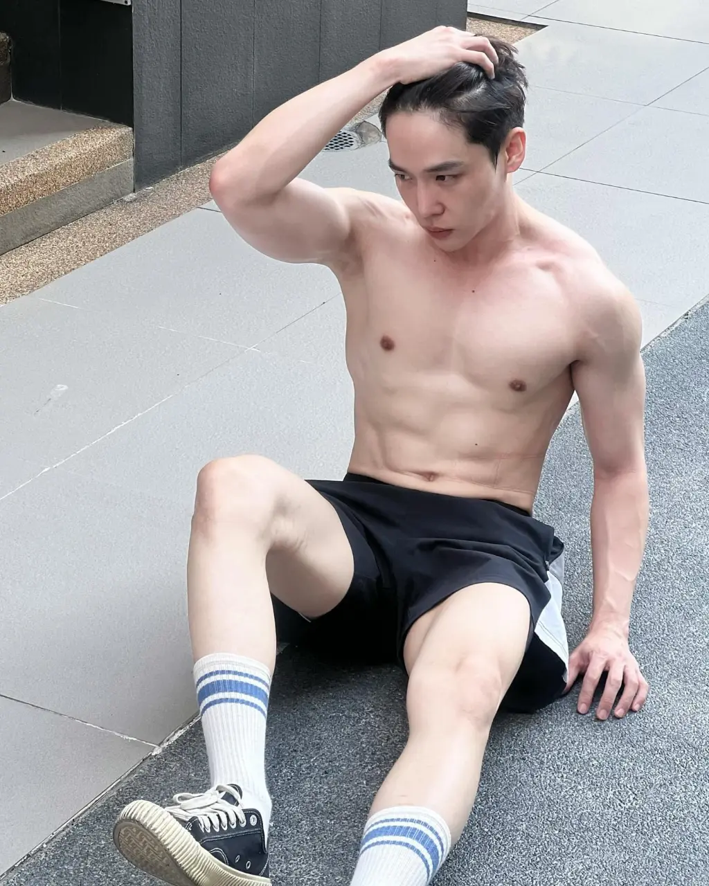 หล่อจั๊วะแสบตา>< 4