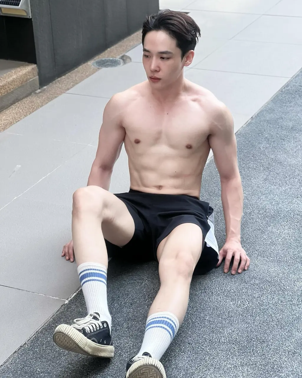 หล่อจั๊วะแสบตา>< 4