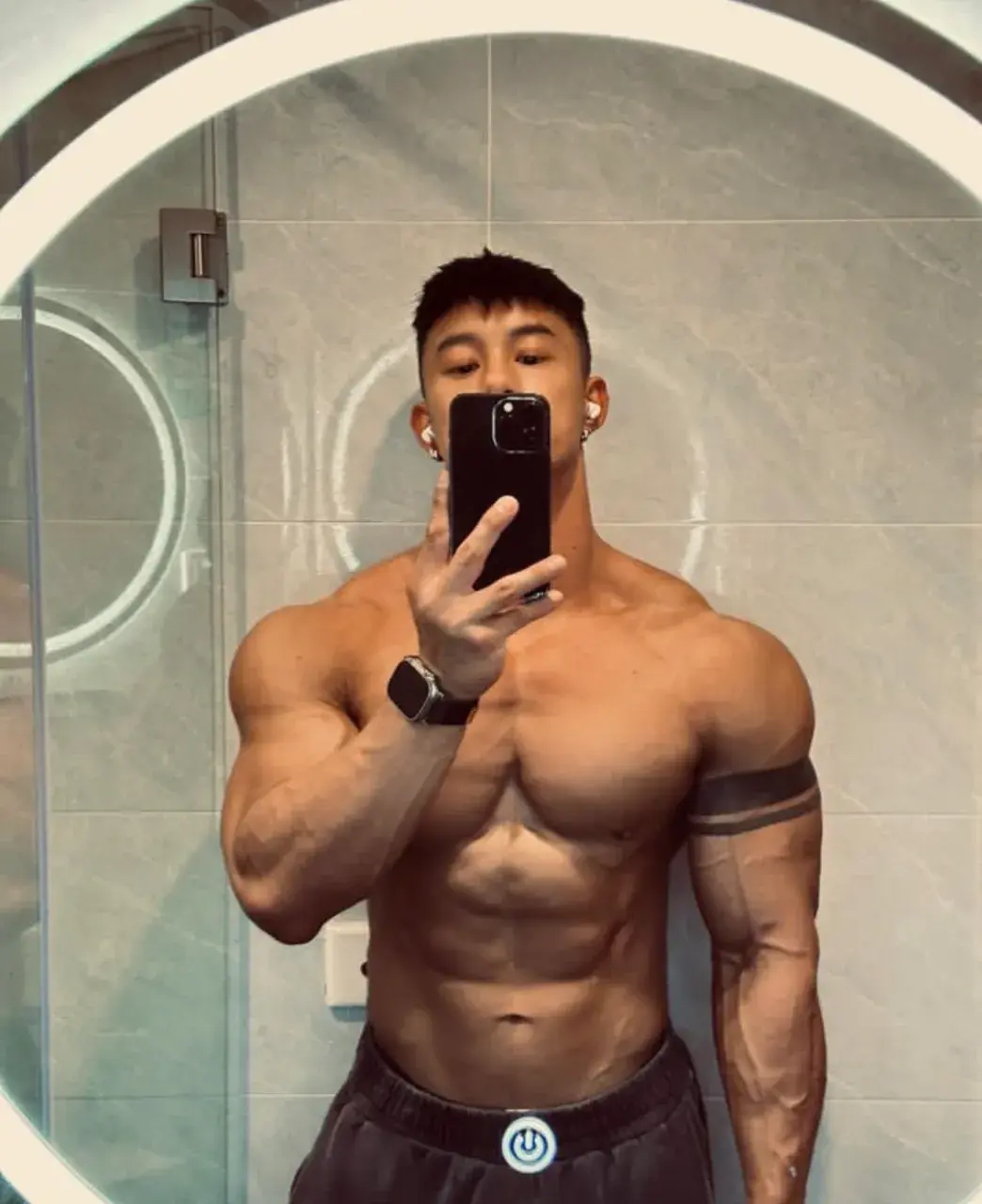 คำว่า &Prime;เบียร์เย็น ๆ&Prime; แค่คิดเล่น ๆ ก็ชื่นใจ. IG.evanwuzihao