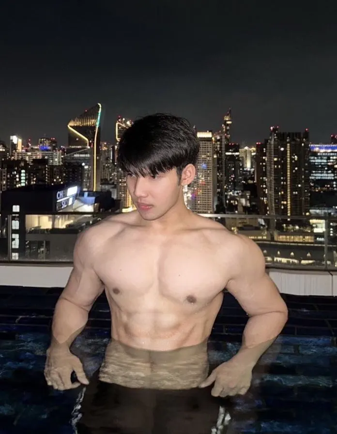 หล่อแห่งชาติไทย ขาวหล่องานดี