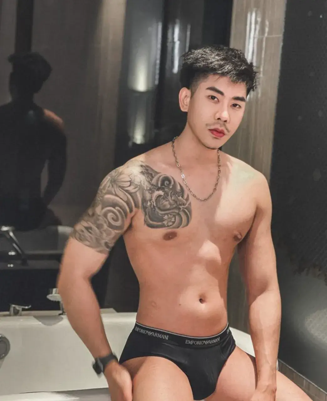 ผู้บ่าวลาดพร้าว พักลาดพร้าว 80.IG.kawee1309
