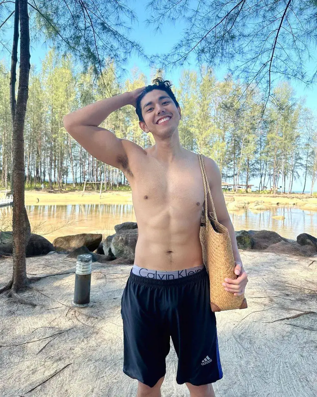 อยากฝากไว้ในกายเธอ
