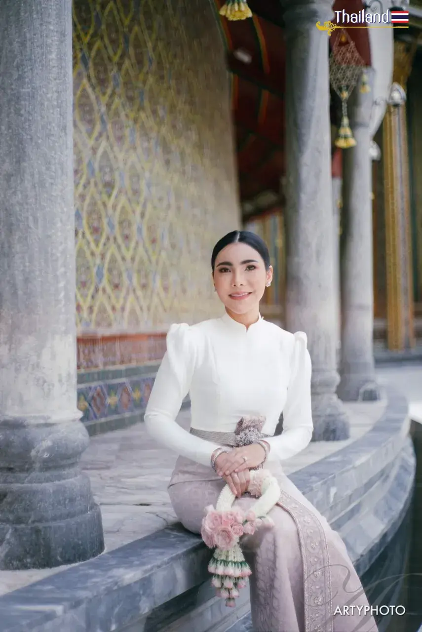 🇹🇭 THAILAND | THAI BOROMPHIMAN DRESS: ชุดไทยบรมพิมาน