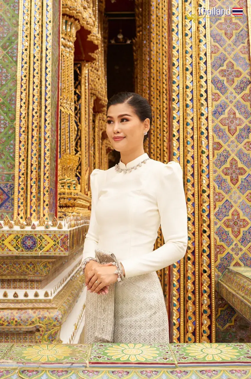 🇹🇭 THAILAND | THAI BOROMPHIMAN DRESS: ชุดไทยบรมพิมาน