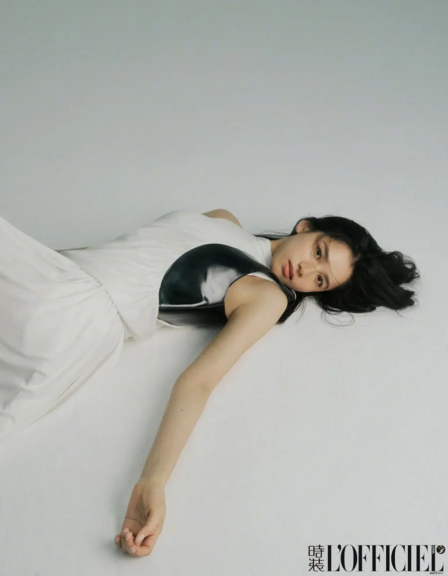 Zhang Jingyi @ L&rsquo;Officiel China April 2024