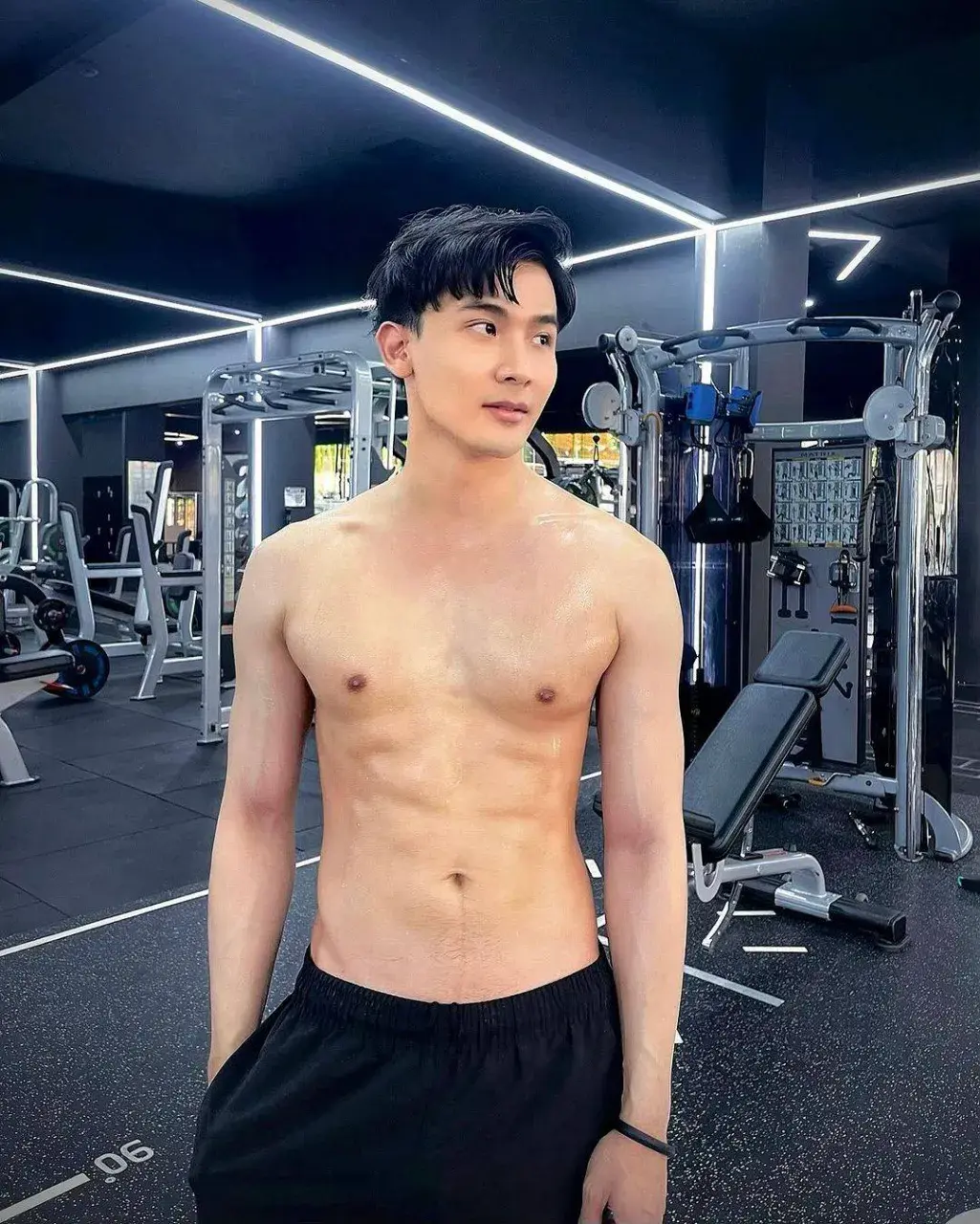 เลียให้ล้ม