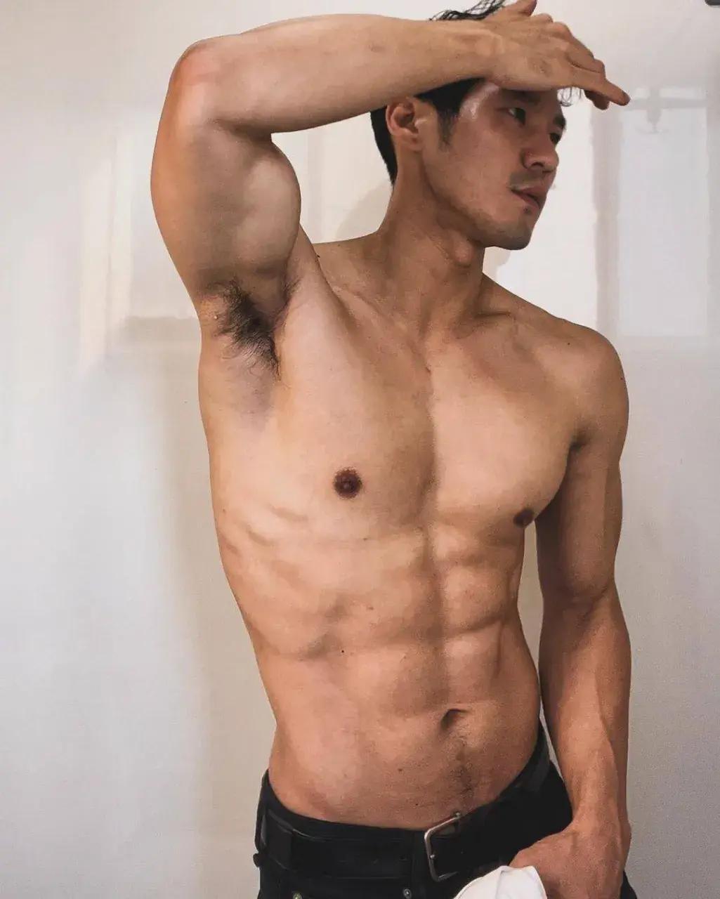หลงไหลได้เยิ้ม