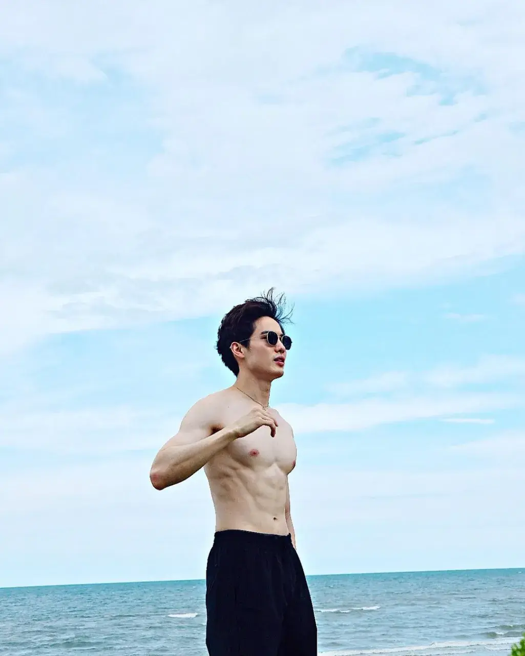 ความขาวอมชมพู  อยากอม