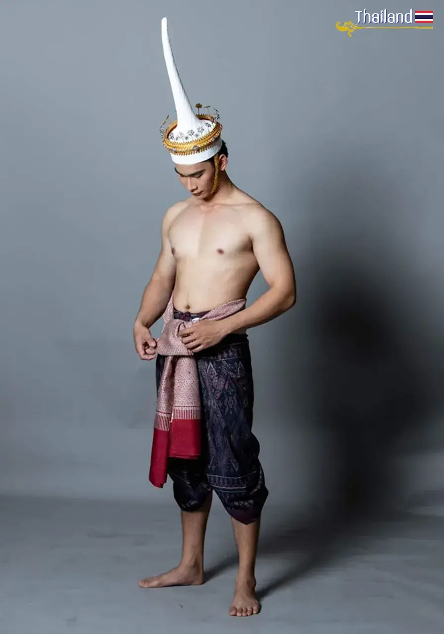 THAILAND 🇹🇭 | Lompok (Thai royal court conical hat)