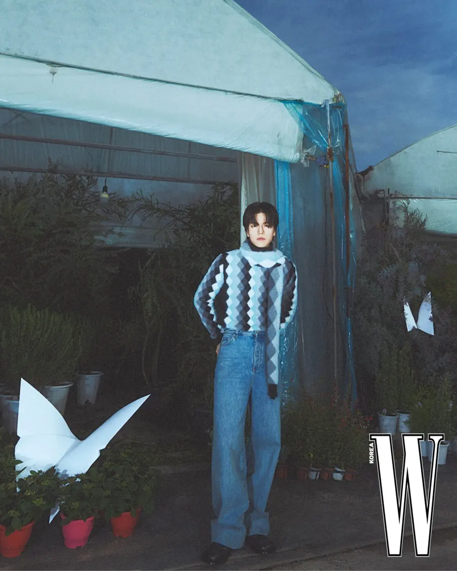 (Stray Kids) Seungmin @ W Korea June 2024