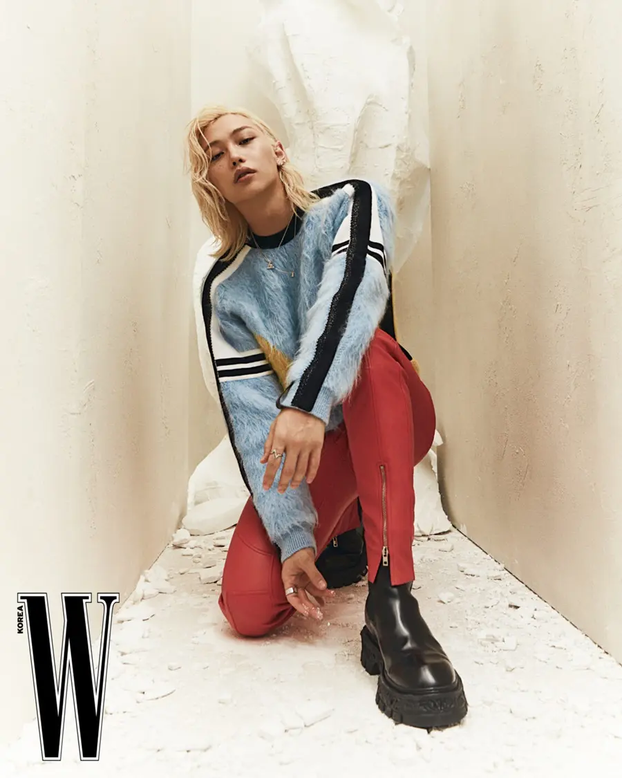 (Stray Kids) Felix @ W Korea June 2024