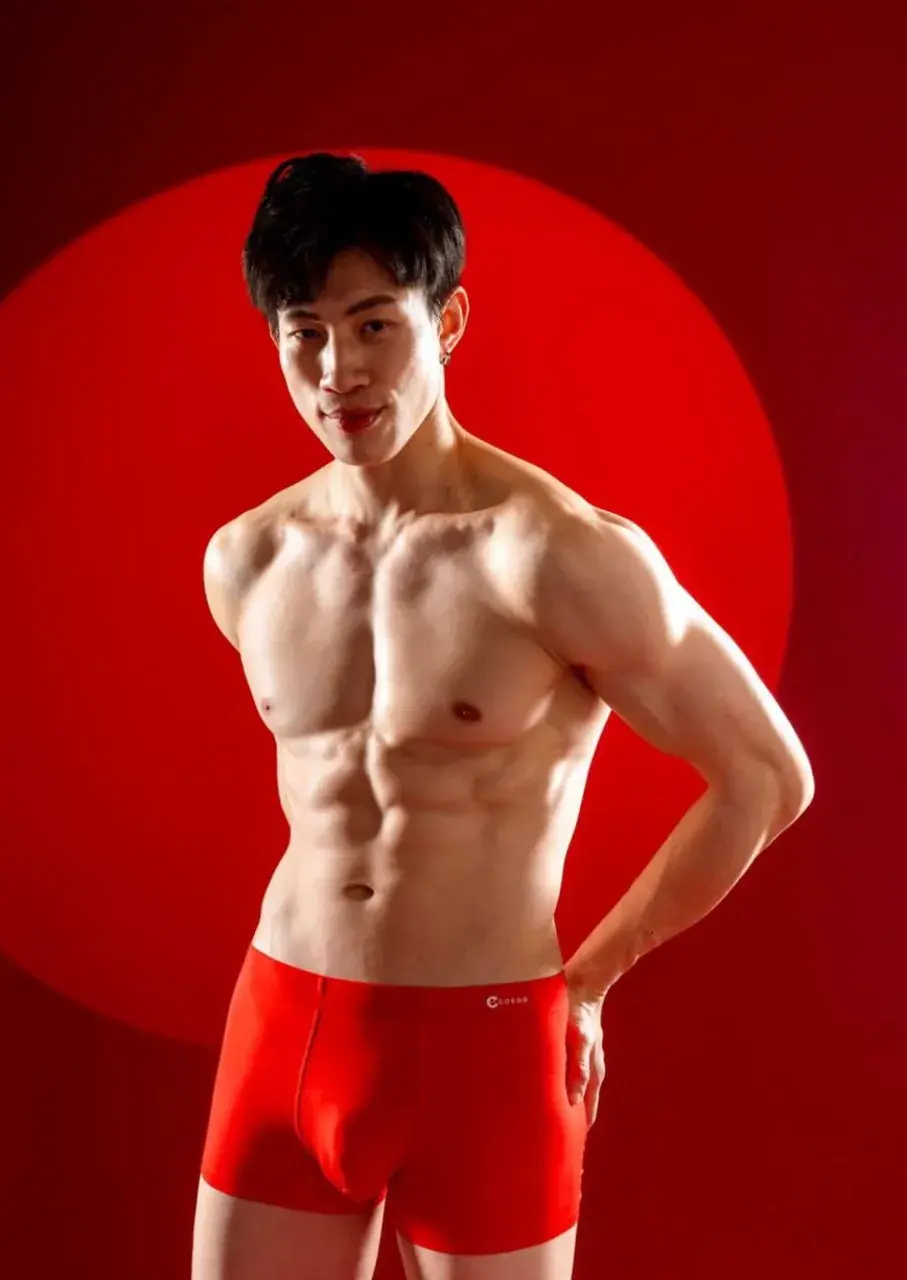รักเขารักทะเลไม่รักคนเกเรแบบเราบ้างหรอ