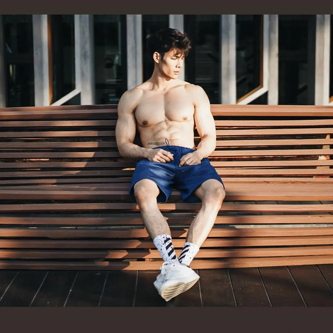แน่นจนต้องร้องขอ