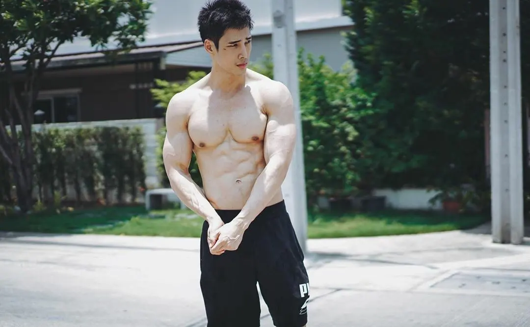 แน่นจนต้องร้องขอ