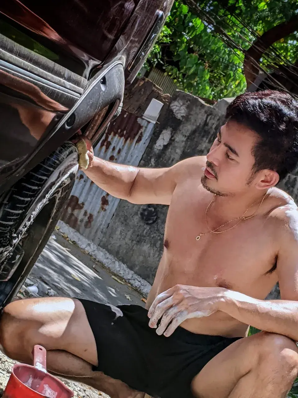 แน่นจนต้องร้องขอ