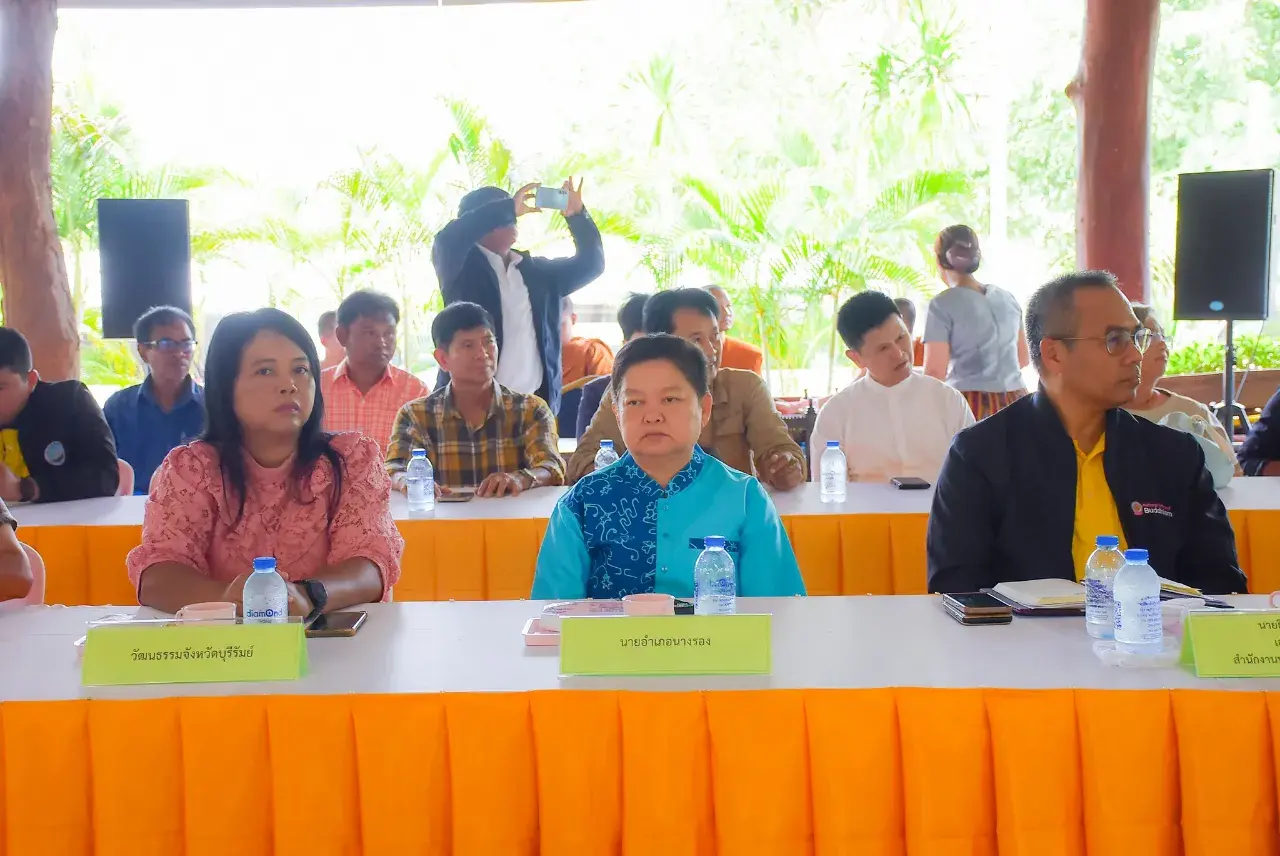 Cambodian Authorities 🇰🇭 Learned Thai Arts and Culture 🇹🇭 at Wat Phu Man Fah