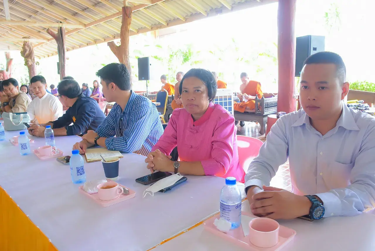 Cambodian Authorities 🇰🇭 Learned Thai Arts and Culture 🇹🇭 at Wat Phu Man Fah