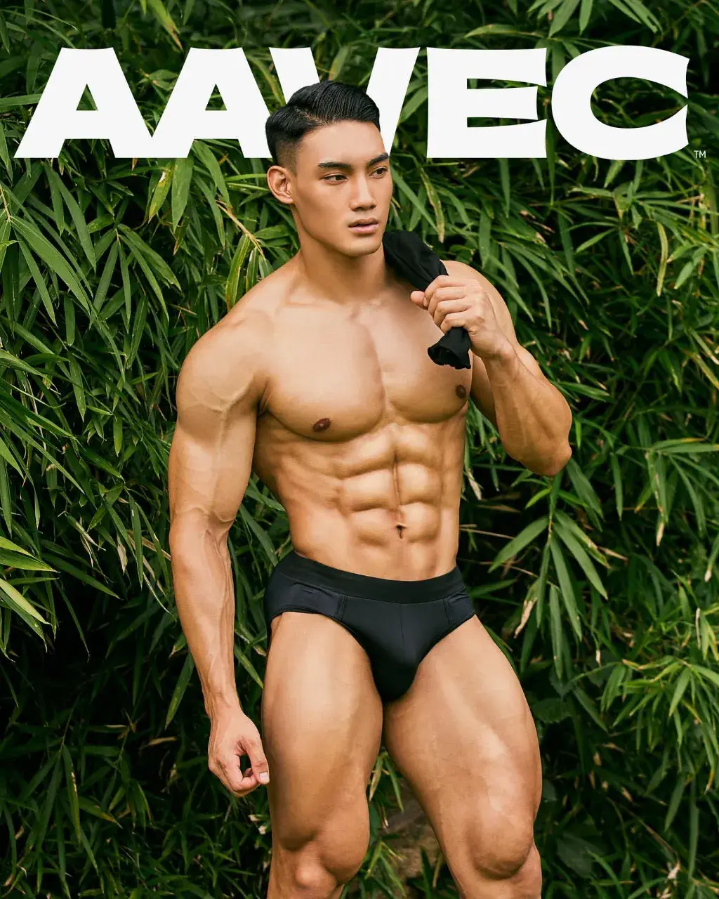 นายแบบนิตยสาร AAVEC.