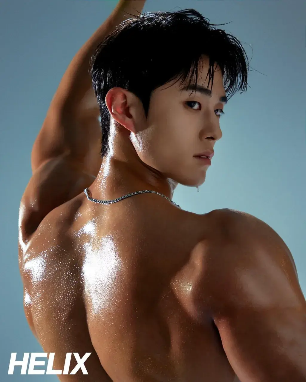 นายแบบนิตยสาร AAVEC.