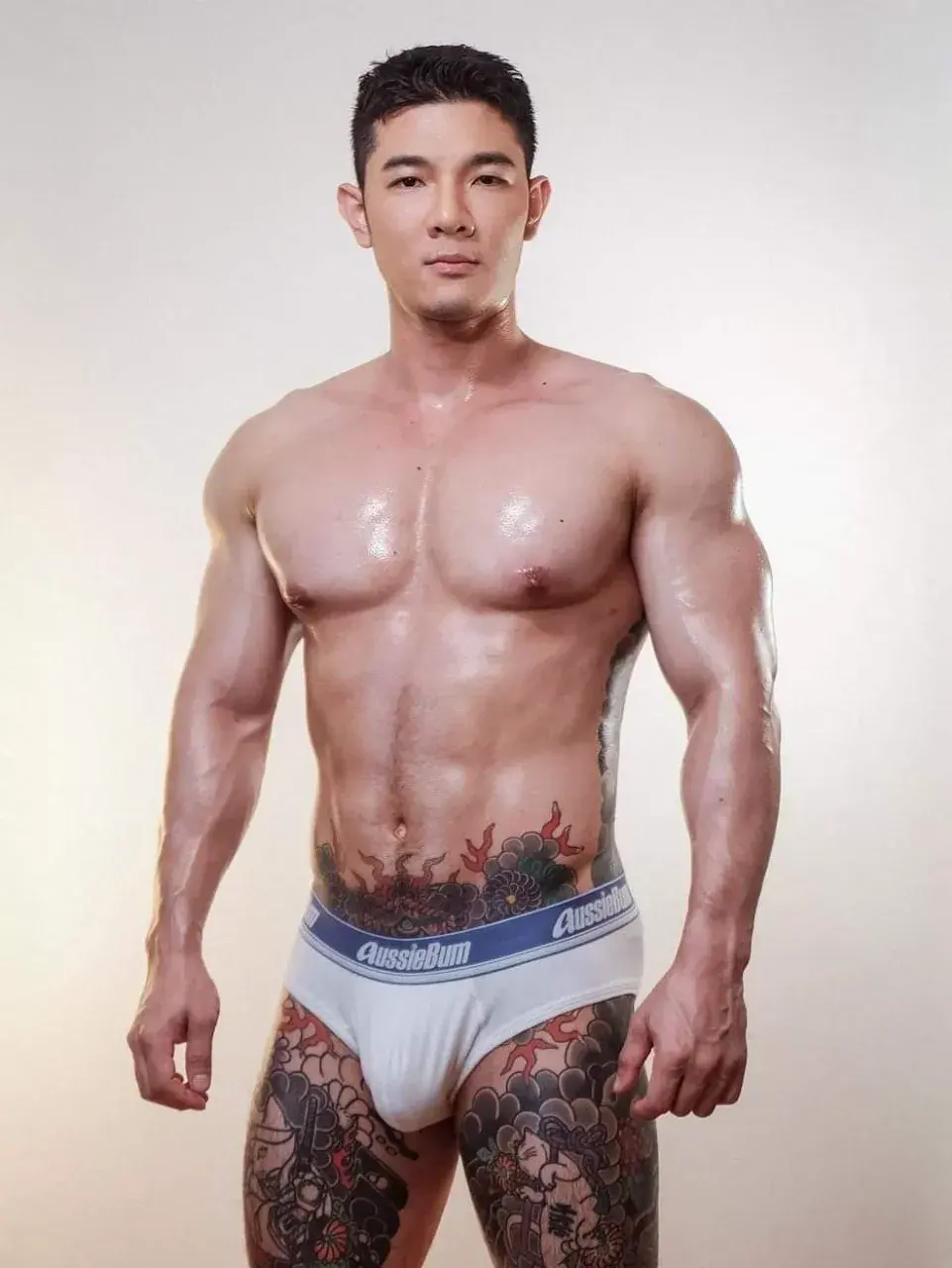 นายแบบนิตยสาร VansELO.001.