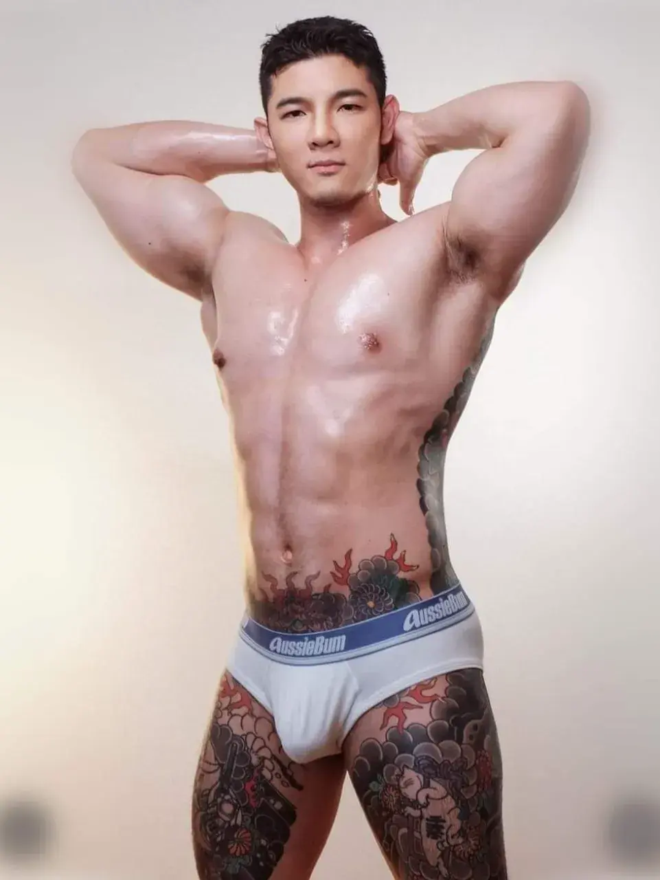 นายแบบนิตยสาร VansELO.001.