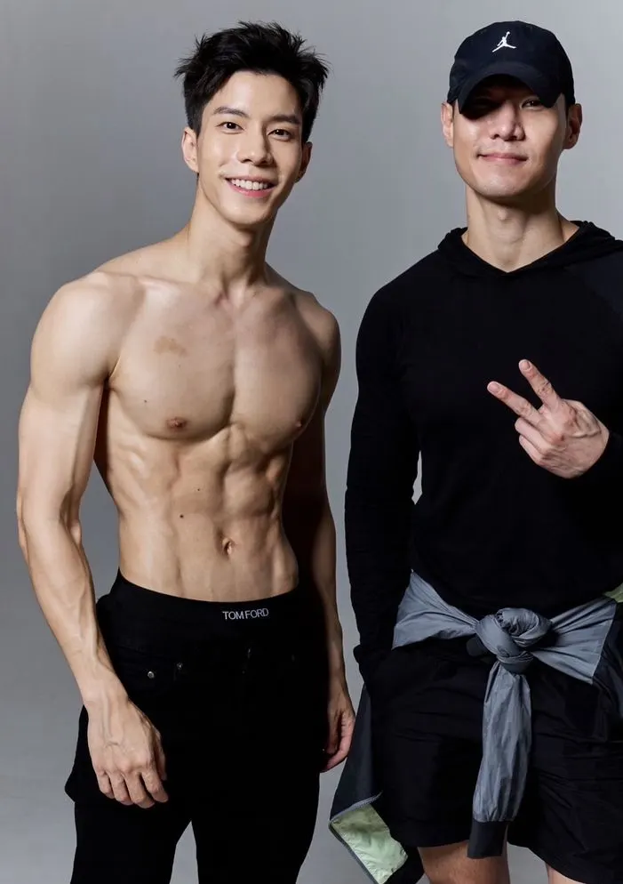 แบม พิธีกรสุดหล่อ ร่างทอง