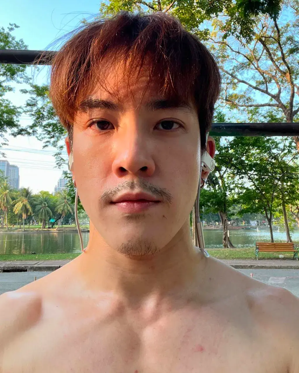 ความขาดทำเอาเลือดกระฉูด