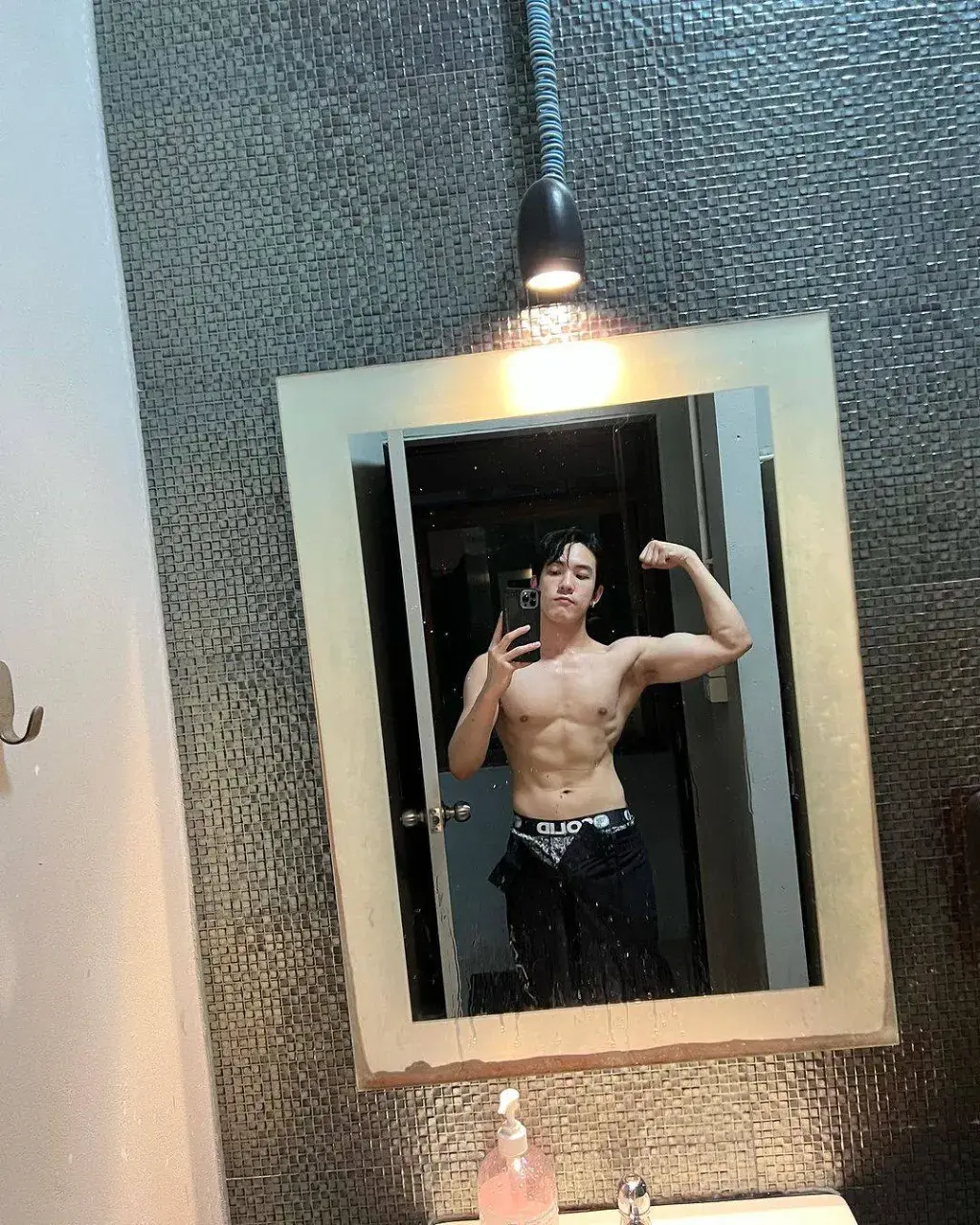 ความขาดทำเอาเลือดกระฉูด