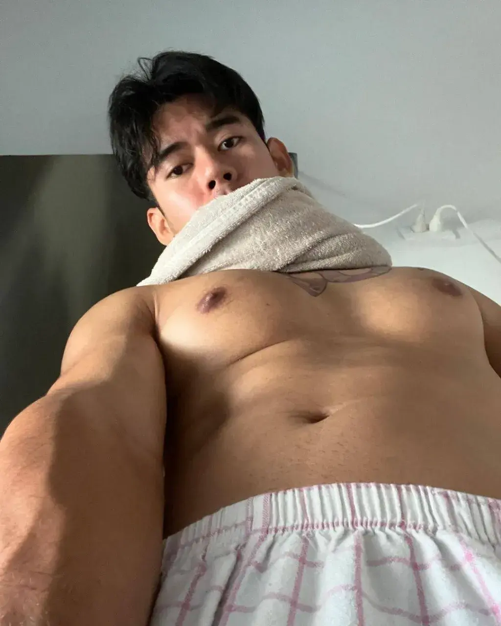เนินนมน้ำแตก