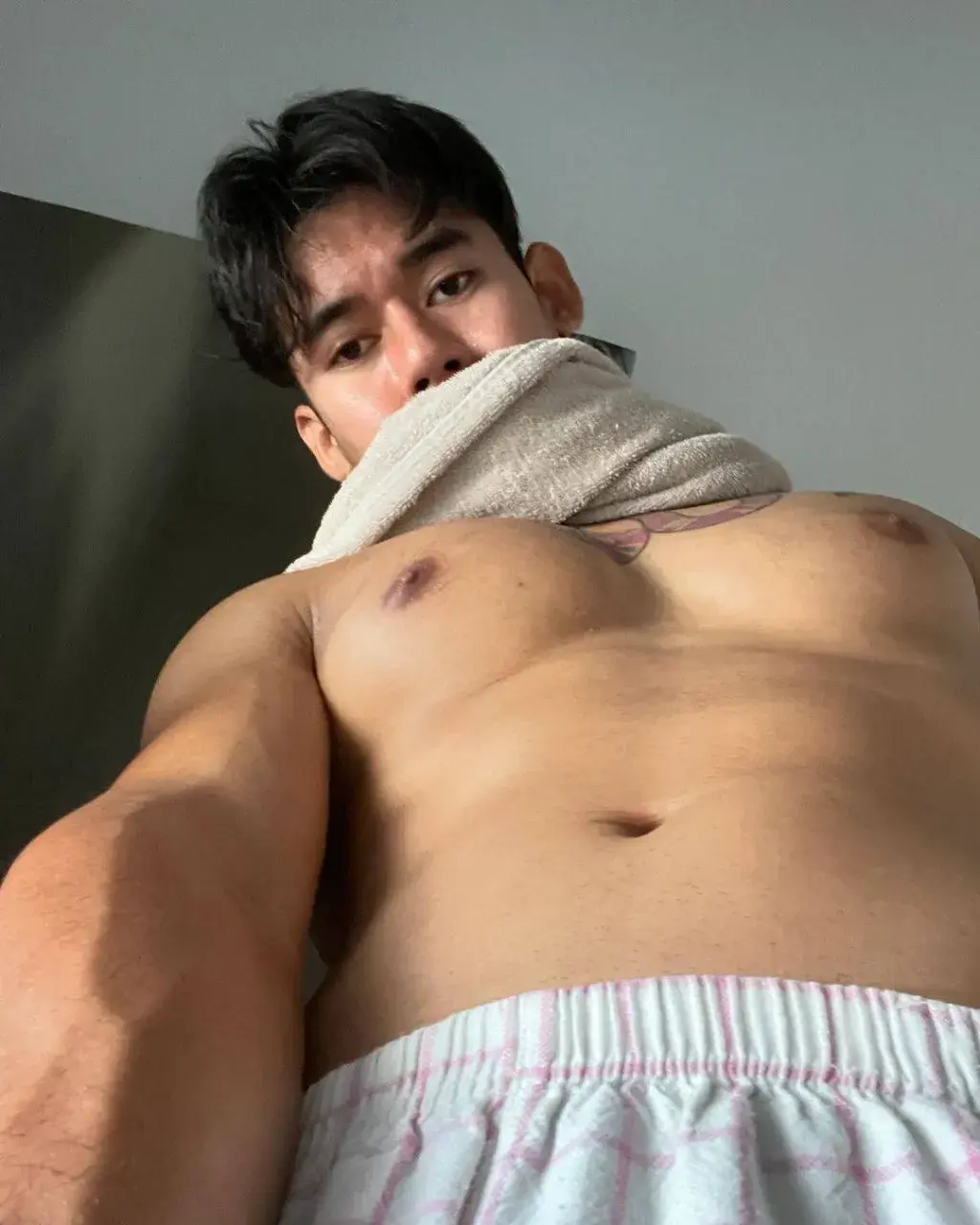 เนินนมน้ำแตก