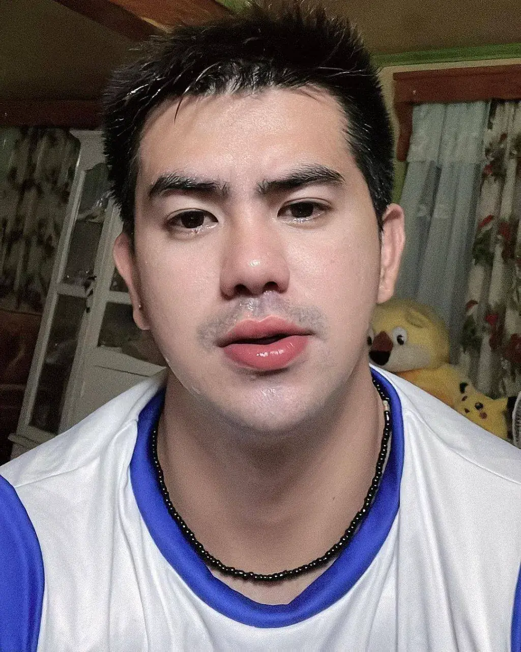 เลียจ่นแฉะ