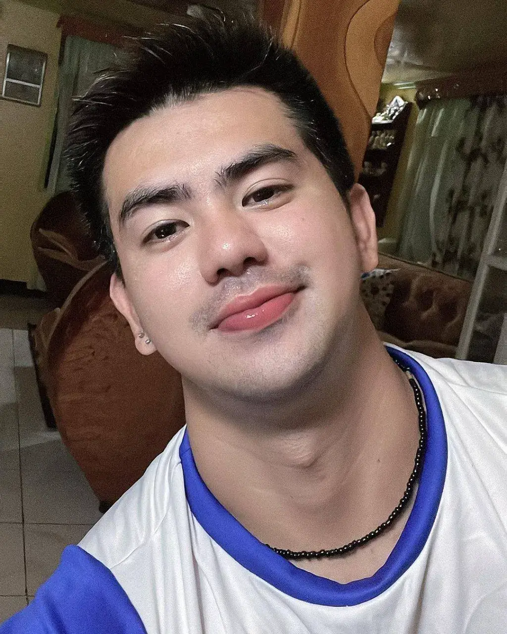 เลียจ่นแฉะ