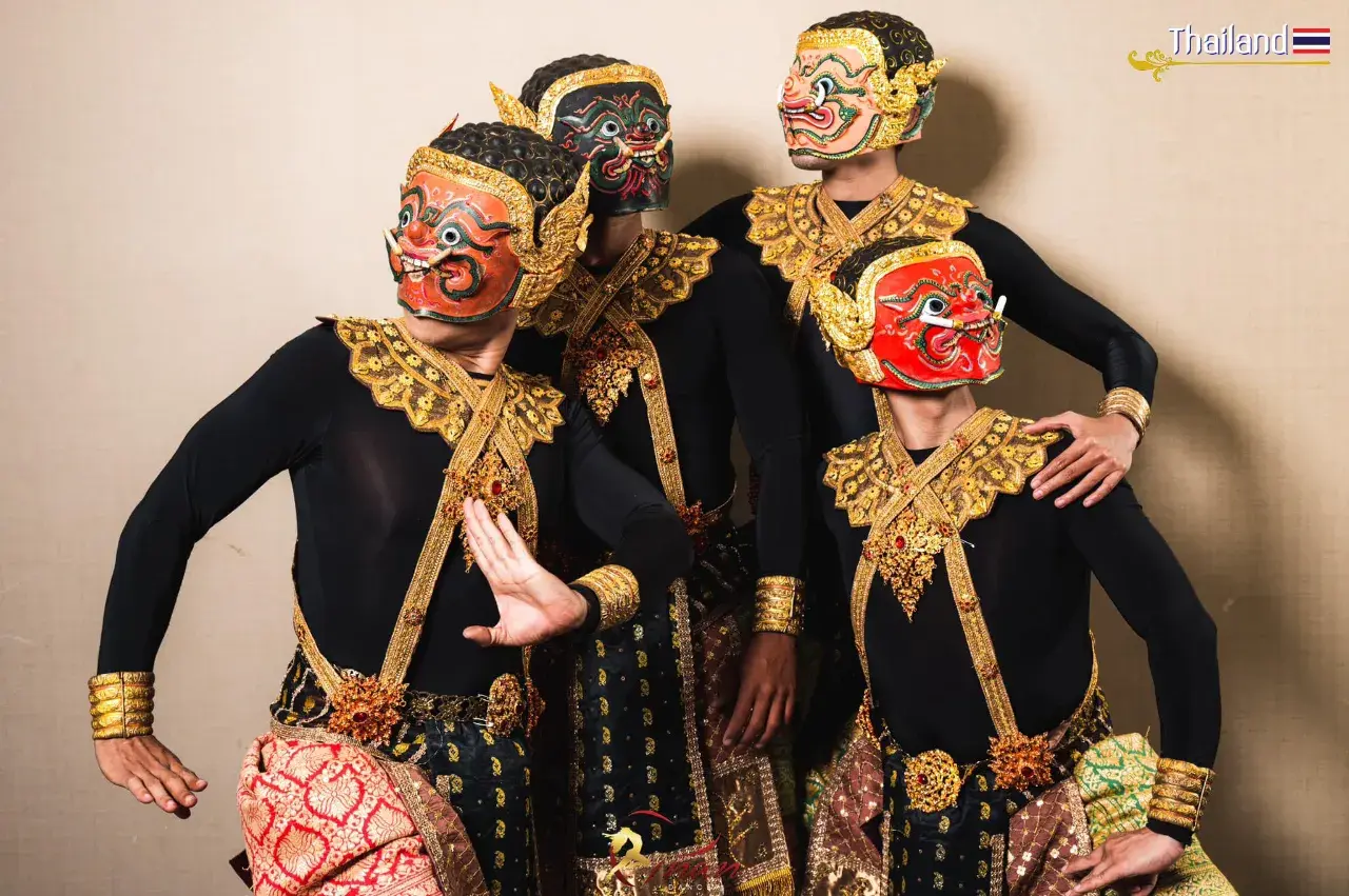 THAILAND 🇹🇭 | The Applied Khon Performance